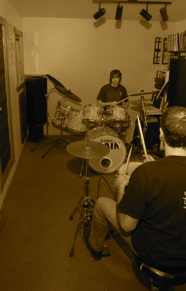 Cours de batterie / drum lessons montreal  (dans villeray, 1 minute du métro jarry)